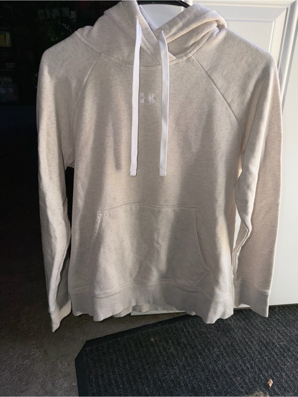 Under Armour Cream Hoodie Sweatshirt